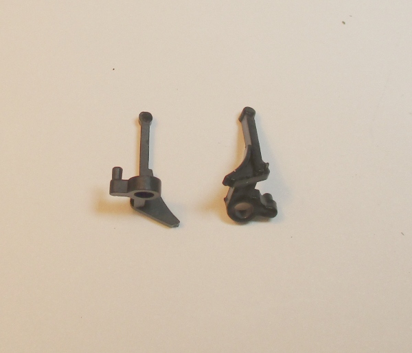 BRAKE SHOE / BLACK / LH FRONT / DIE-CAST / DRIVERS 1-2-3-4 / PREMIER RUSSIAN DECAPOD 2-10-0