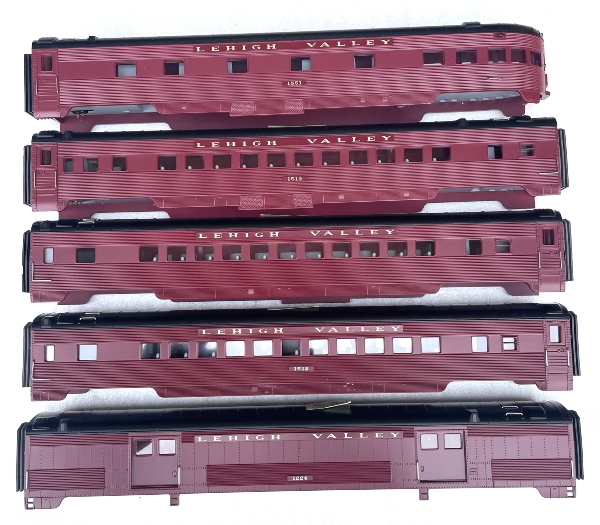 PREMIER RIBBED 70' STREAMLINED SHELL SET / LEHIGH VALLEY / AS SHOWN