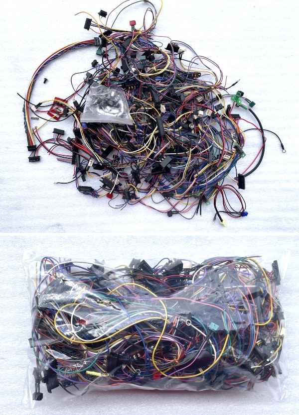 GRAB BAG OF WIRE HARNESSES / FROM STEAM & DIESELS (EVERYTHING IN PHOTO)